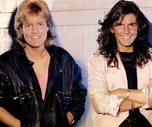 آواز غربی؛ اجرای زنده مدرن تاکینگ که با گوش میشنوی و با قلبت لمسش میکنی! 