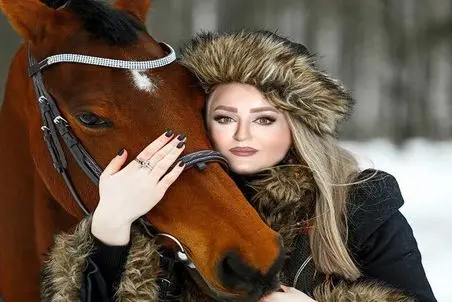 آواز شاد؛ بازار عروسی بازیگرا داغه نعیمه نظام دوستم عروس شد شوهرش خواننده مخصوص آوورد