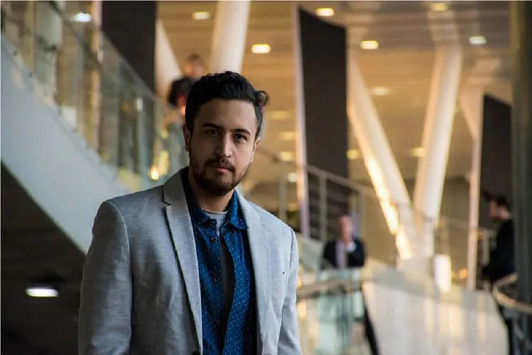 سکانس شاد/هندسه خوب مهرداد صدیقیان کار دستش داد/امیرحسین قیاسی غش کرده از خنده