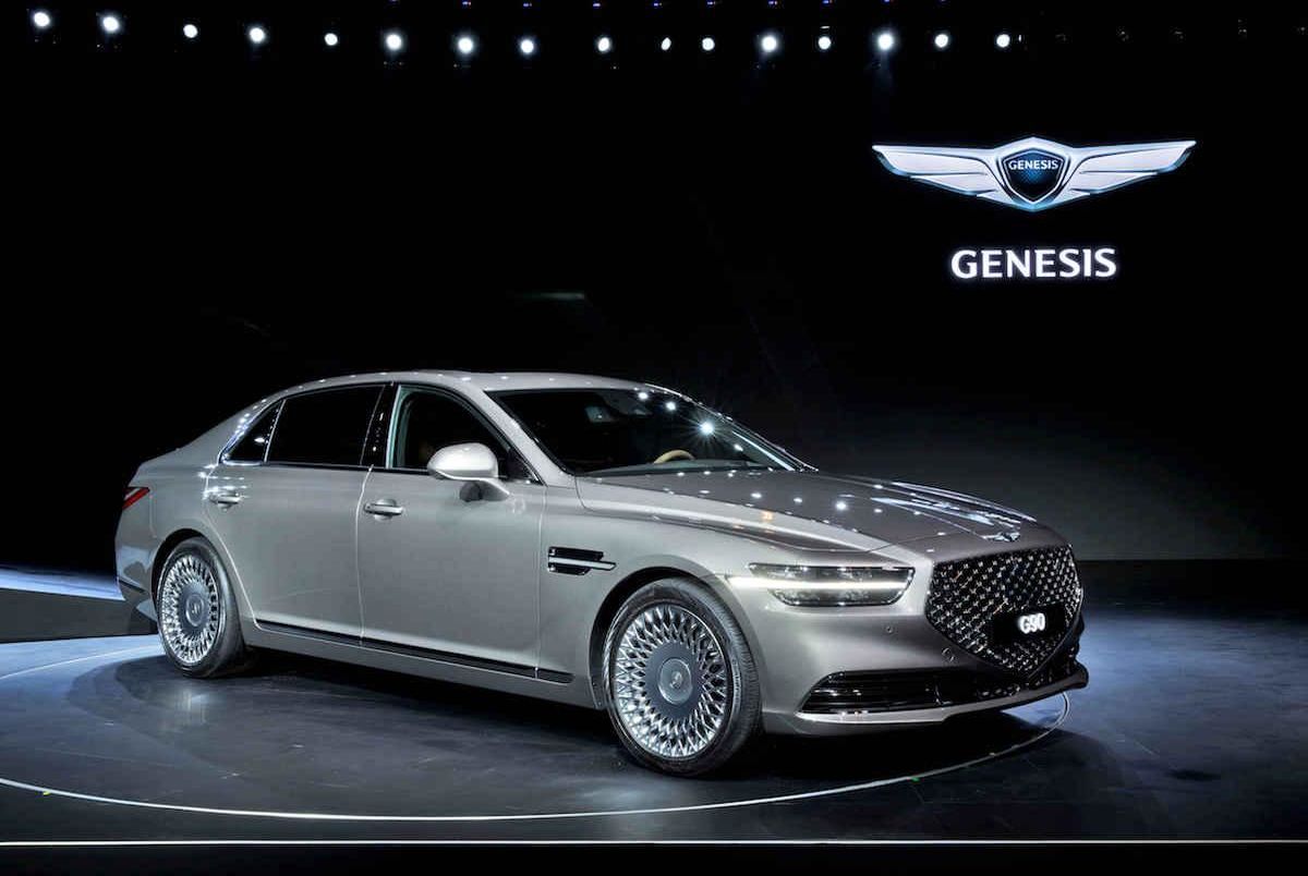 Stretched Genesis G90 Render Is A South Korean Mercedes-Maybach