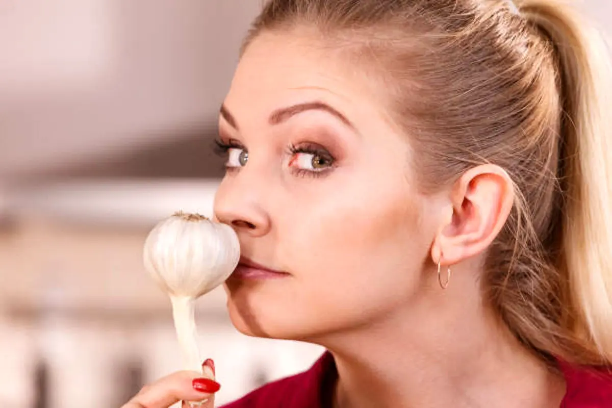 How-to-Get-Rid-of-Garlic-Smell-03