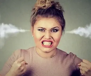 چیکار کنیم زود جوش نیاریم؟ / خوراکی و اعمالی که واسه کنترل عصبانیت عالین با تاثیر زود