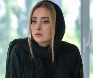 بهاره افشاری با آرایش رنگین کمانی