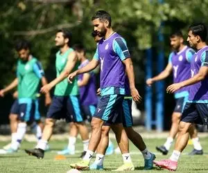 مهاجم استقلال در انتظار انتخاب سرمربی