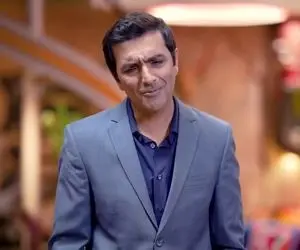 عمو رشید ایسگاه امین زندگانی رو گرفته انقدر واسشس سوسه و افه اومد امین رو حذف کرد