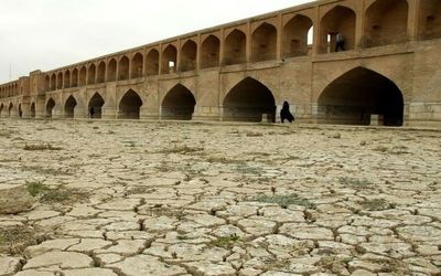 گزارش ناسا از خشکسالی ایران و نقش توالت فرنگی در مصرف آب به نقل از آی بس