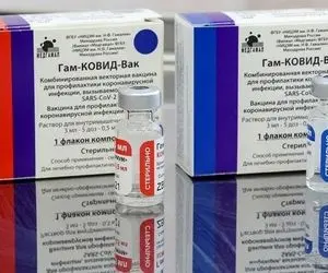 کدام واکسن در مقابل اومیکرون مصونیت ایجاد می‌کند؟