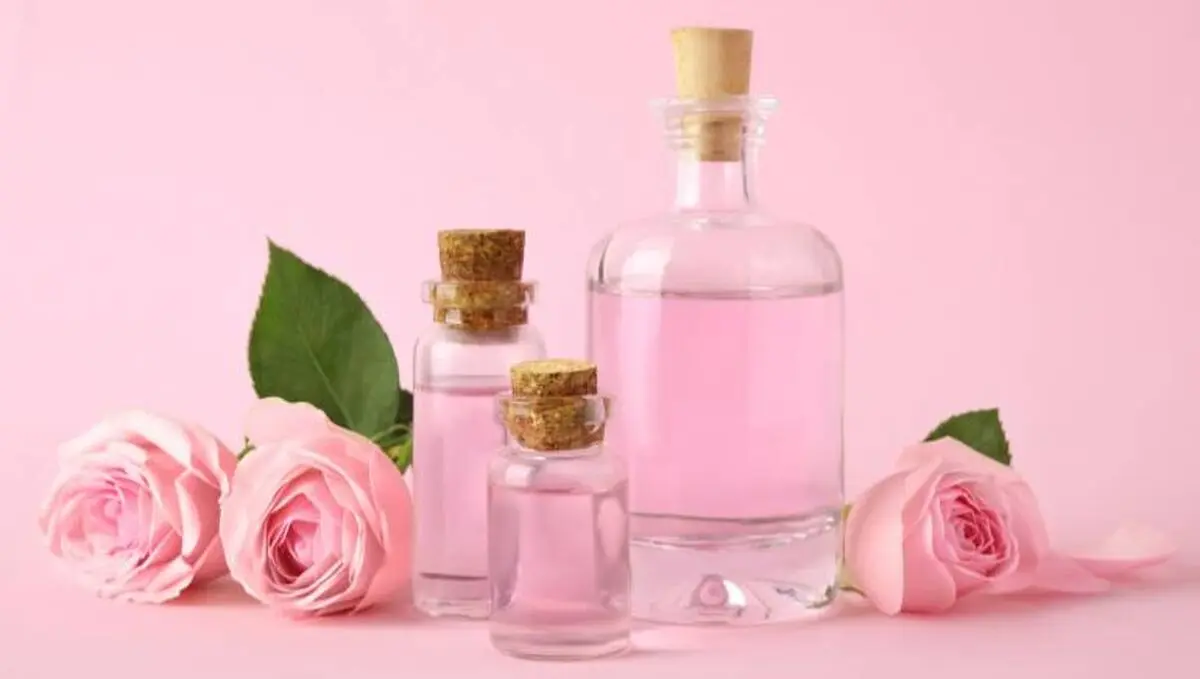 Roses-water