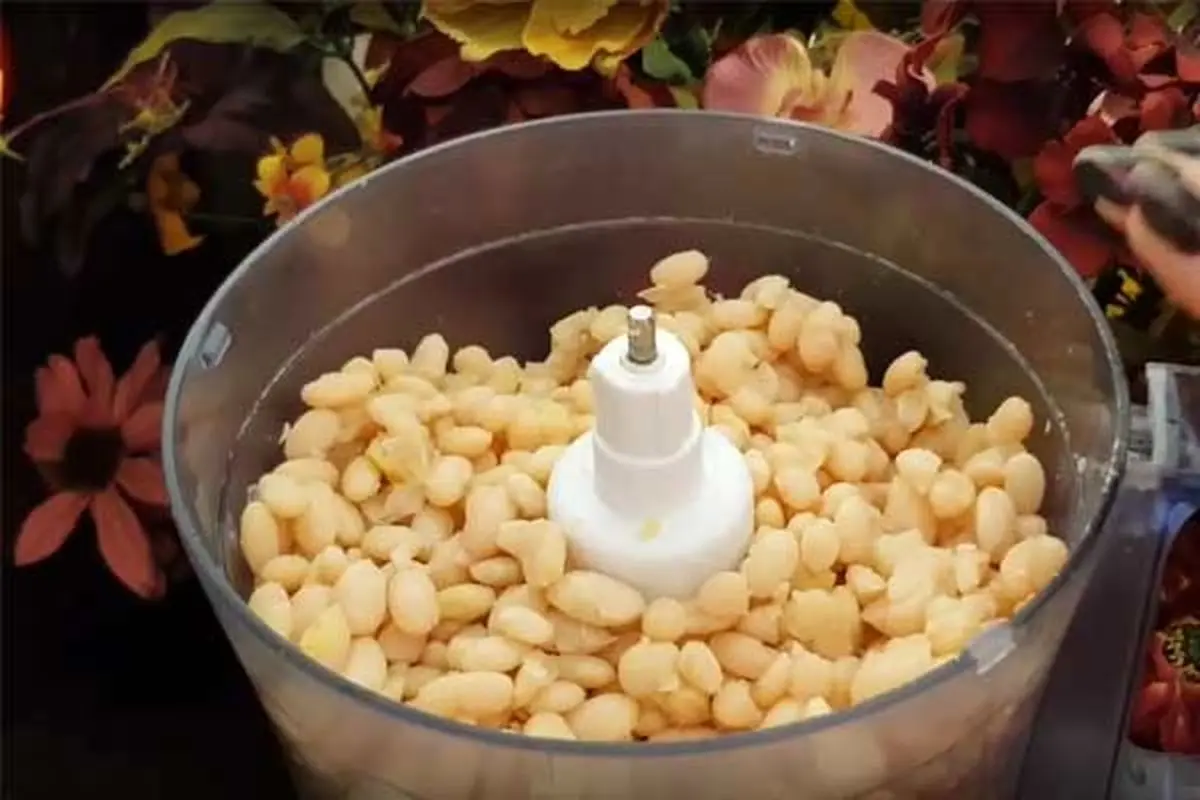 blending-white-beans