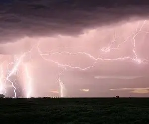 هشدار وزش باد شدید،‌ رعد و برق و سیلاب در ۱۵ استان