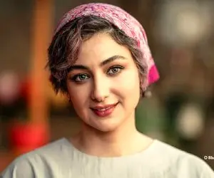 ویدا جوان با تیپی ساده اما چهره ای خیره کننده!