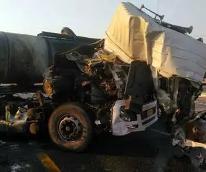 ۹ کشته در تصادف اتوبوس با تانکر سوخت در سیستان و بلوچستان