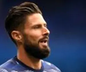 تردید ژیرو برای ترک چلسی