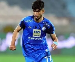 دو باشگاه لیگ برتری به دنبال هافبک جوان استقلال