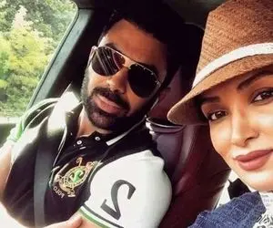 پوشش خاص همسر روناک یونسی تو کانادا؛ زندگی شیک روناک و شوهرش