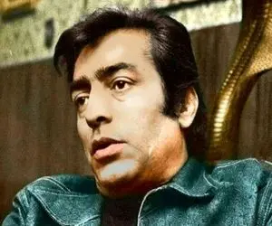 آواز احساسی؛ علی فردین خدابیامرز آهنگ سلطان قلبها رو با بغض برای آخرین بار خوند