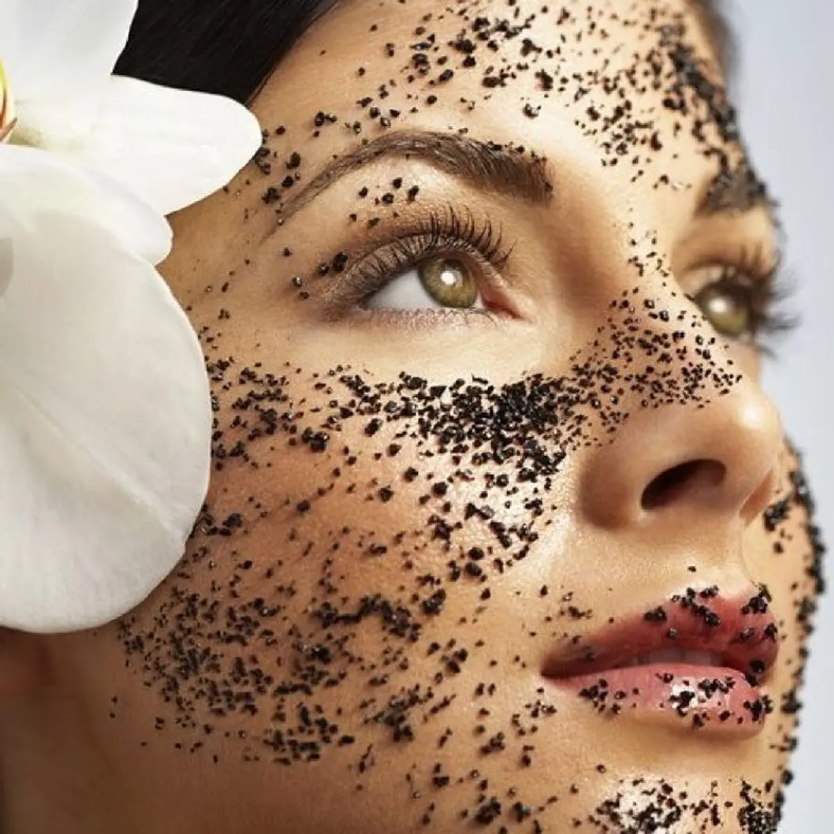 لایه برداری پوست در خانه