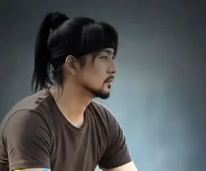 آواز محلی؛ جومونگ رفته تو خط آهنگ لری یار یار میخونه یکی نیست بگه که چرا میخونی