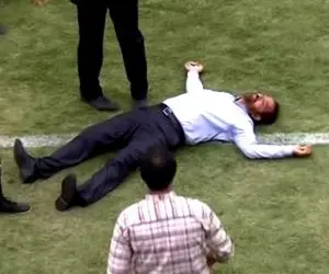 سکانس خندان؛ 10 لحظه تاریخی فیروز کریمی از میخ طولیه تا مایلی کهن پاک کننده