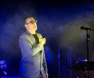 بازخوانی آهنگ علیرضا قربانی توسط چند تا دختر بمب این روزای فضای مجازیه