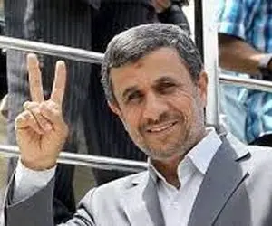 حمله روزنامه جمهوری اسلامی به احمدی نژاد