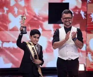 آواز بهشتی؛ علی طولابی با این اجرا همه رو مبهوت صداش کرد یاد استاد شجریان زنده شد