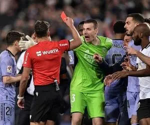 خشم تلویزیون رئال از داور بازی با والنسیا: دزدی علنی!