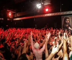 (عکس) تصاویر تاسف بار از عزاداری هیئت علمدار مشهد الرضا