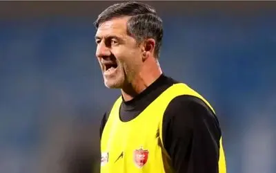 کریم با پرسپولیس تمدید می‌کند