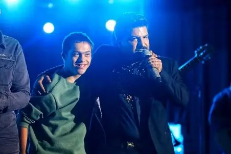 آواز احساسی؛ مجید خراطها انقد به فکر سینگلاست که واسشون یه آهنگ احساسی ویژه خونده