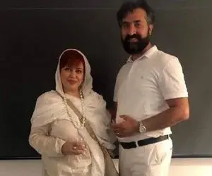 بهاره خانم رهنما با تیپ سفید مشکی بر سر مزار پدرش! +عکس