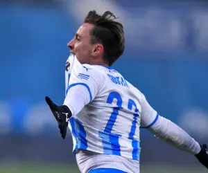 تراکتور در آستانه جذب بمبی گران قیمت