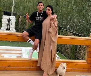 (عکس) حاضر جوابی "زن مهدی قائدی" به هوادارا واسه کشف حجابش!