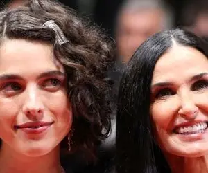 زیباترین زن سال 2025؛ بیوگرافی  زندگی شخصی دمی مور 63 ساله پردرآمدترین بازیگر هالیوود