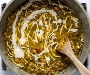 آشپزی حرفه ای؛ طرز تهیه آش رشته به همراه اندازه دقیق مواد اولیه و کلی نکته طلایی