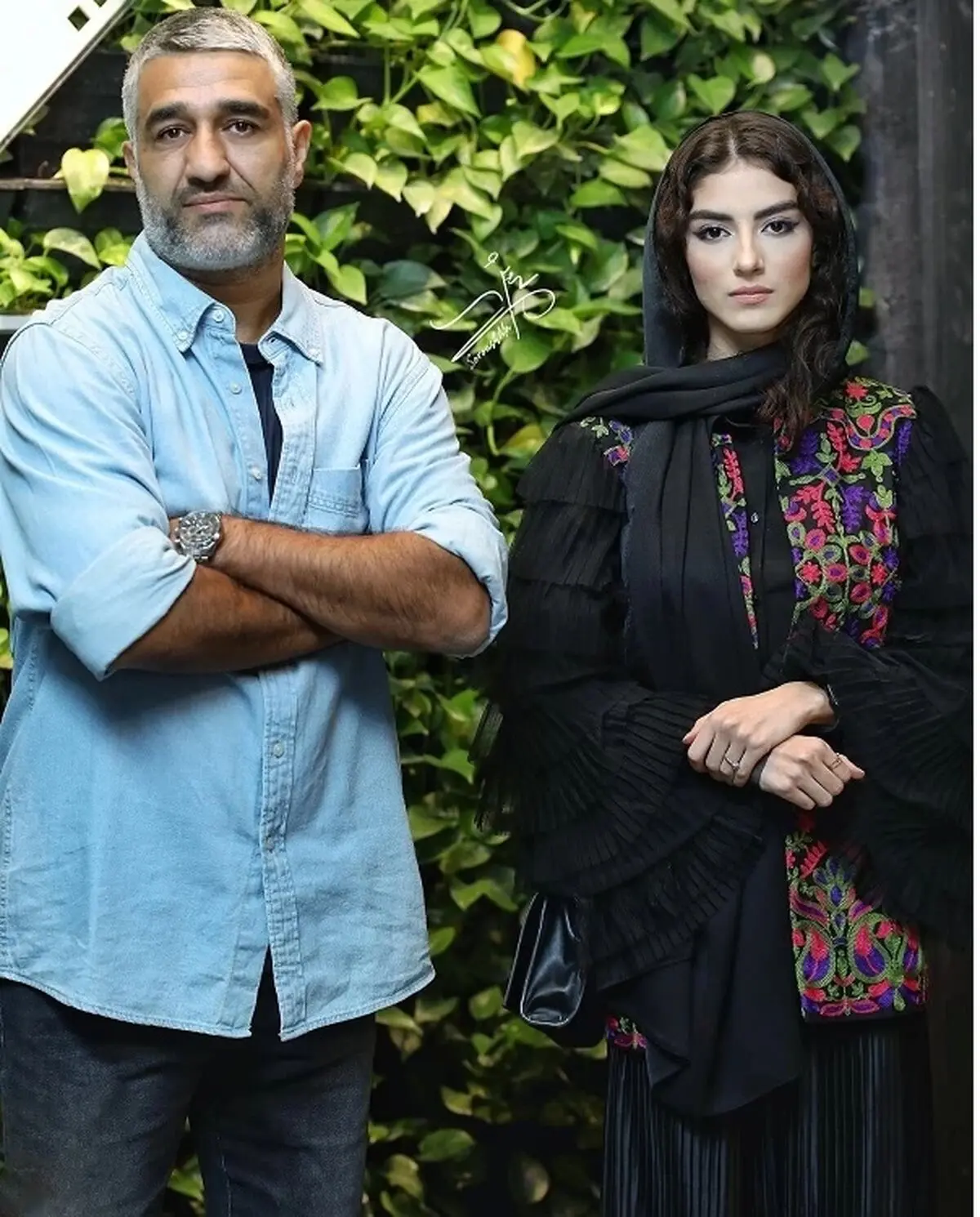 اکران فیلم بی مادر