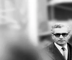 سفر به ایام قدیم سال 1345؛ تله سیژ سواری محمدرضا پهلوی تو سوئیس برای اسکی