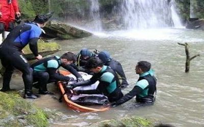 مرگ جوان 25 ساله تهرانی هنگام شنا در هفت‌آبشار مازندران