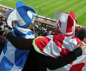 دیروز چشم همه پرسپولیسی ها به بازی با استقلال بود!