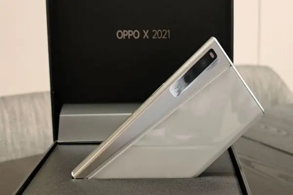OPPO foldable smartphone