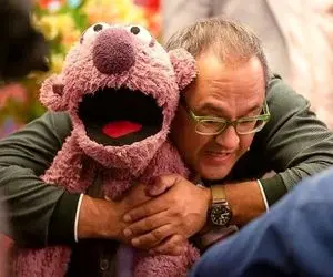 سکانس خندان/ جناب خان  با این تیکه هاش رامبد رو نابود کرد/سالن غش کرد از خنده