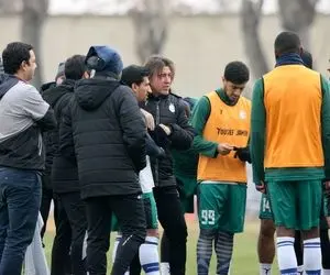 کُری سنگین بیژن طاهری برای پرسپولیس