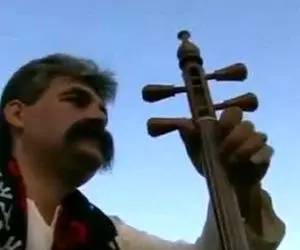 آواز محلی؛ آهنگ لری خرم آبادی سیت بیارم که با شنیدنش روح آدم جلا پیدا میکنه