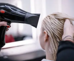 قیمت سشوار با کیفیت امروز پنجشنبه 16 اردیبشهت 1400