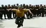 آواز شاد؛ سرباز با رقص آذری توپش پادگانو زیر و رو کرد چه غلغله ای شده دورش صدا دستارو