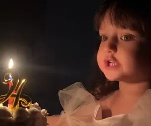 آواز احساسی؛ دختر بچه نیم وجبی چه بغضی و دردناک در سکوت شب رو خونده فقط 2 سالشه