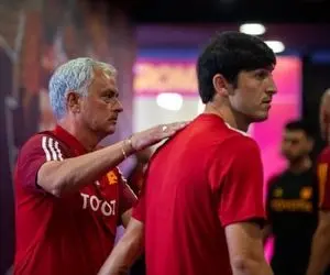 اقدام دسته جمعی هواداران رم برای سردار آزمون