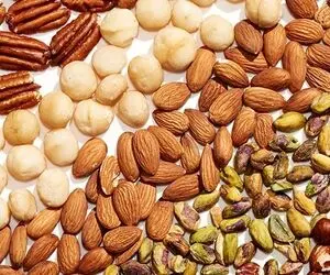 قیمت انواع آجیل و خشکبار در بازار امروز سه شنبه 14 بهمن 99