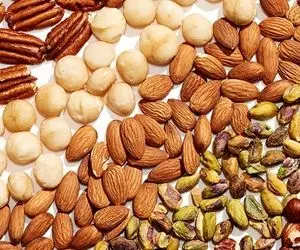 قیمت انواع آجیل و خشکبار در بازار امروز سه شنبه 14 بهمن 99