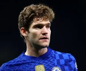 بارسلونا به دنبال مدافع کناری چلسی